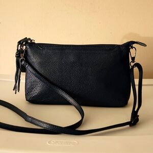 Lecxci Dual Compartment Leather Crossbody